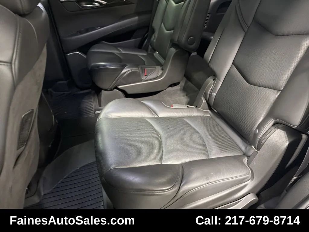 Used 2018 Cadillac Escalade Platinum image 38
