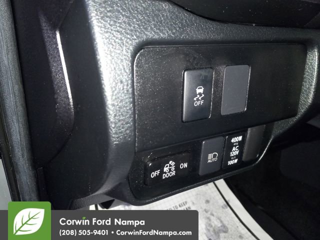 Used 2021 Toyota Tacoma TRD Off-Road image 13