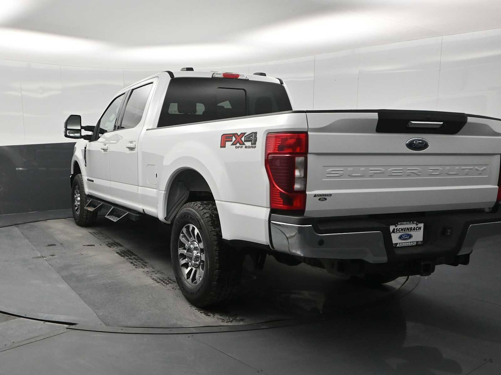 Used 2021 Ford F250 Lariat w/ Lariat Value Package image 5