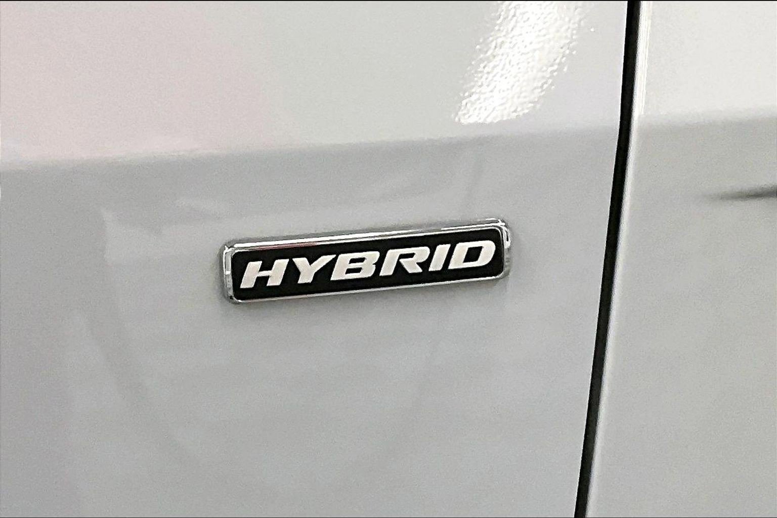 Used 2025 Ford Escape ST-Line w/ Equipment Group 301A FWD image 9
