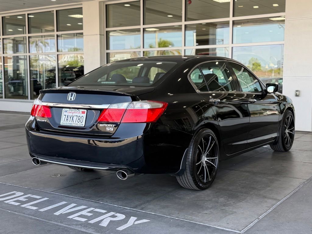 Used 2013 Honda Accord Sport image 14