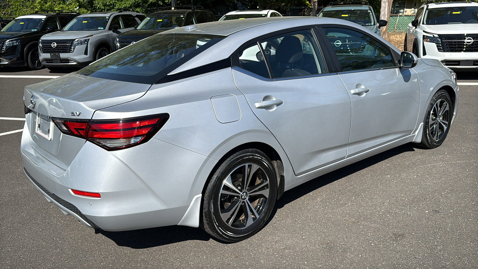 Certified 2022 Nissan Sentra SV FWD image 24