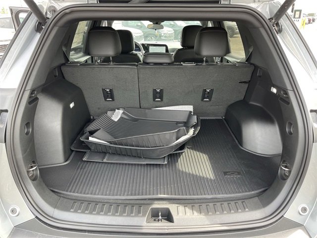 New 2026 Chevrolet Equinox LT w/ Convenience Package II image 24
