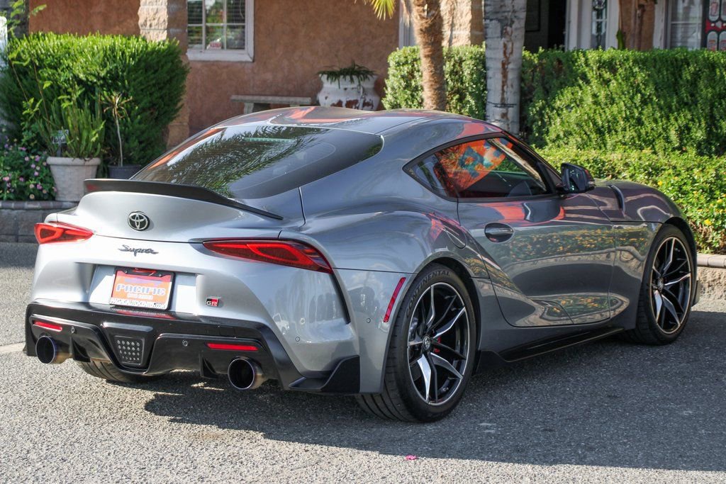 Used 2020 Toyota Supra Premium w/ Driver Assist Package image 9