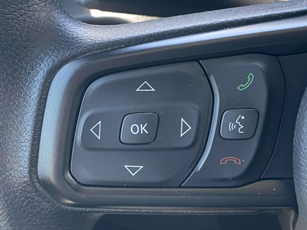 Used 2025 Jeep Gladiator Sport AWD/4WD image 30