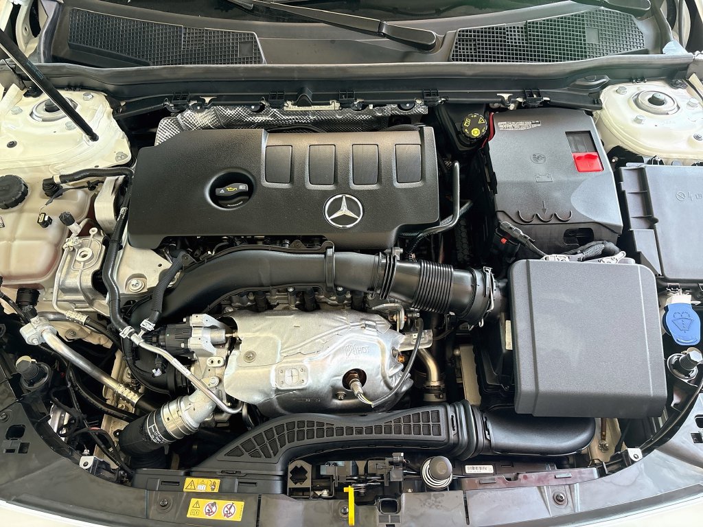 Used 2022 Mercedes-Benz A 220 image 29