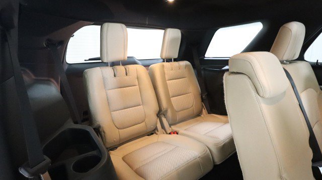 Used 2017 Ford Explorer 4WD image 12