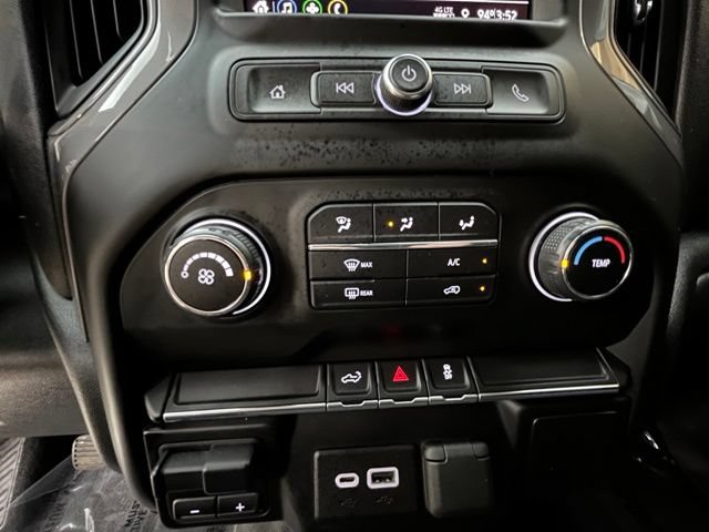 Used 2021 Chevrolet Silverado 1500 Custom w/ Custom Max Trailering Package AWD/4WD image 23