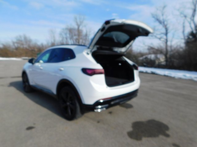 Used 2025 Buick Envision Sport Touring image 21
