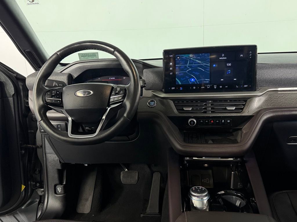 Used 2025 Ford Explorer Platinum w/ LUX Leather Package image 22