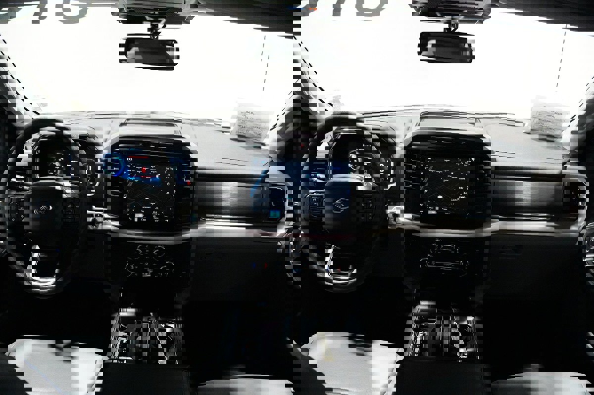 Used 2022 Ford F150 Lightning Pro image 47