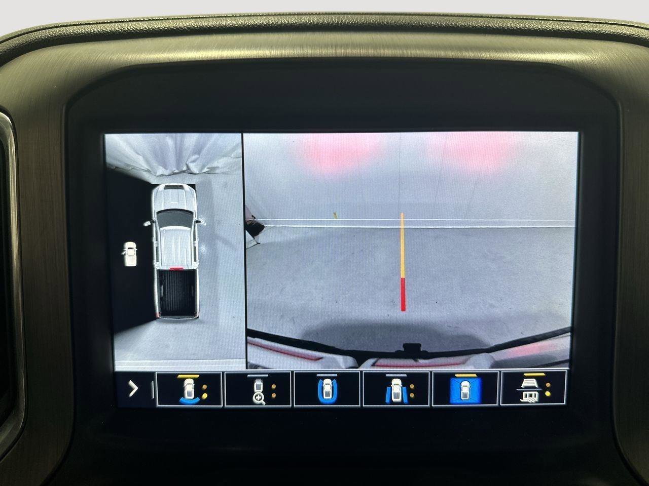 Used 2022 GMC Sierra 2500 Denali w/ Denali Ultimate Package image 15