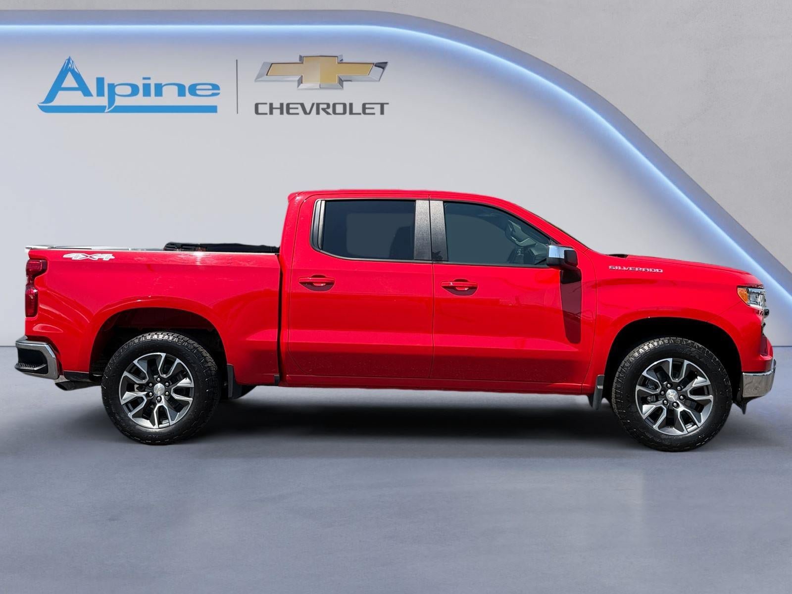 Used 2023 Chevrolet Silverado 1500 LT AWD/4WD image 6