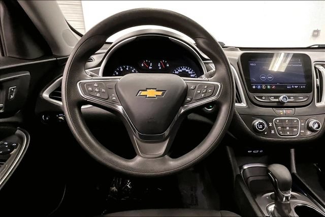 Used 2023 Chevrolet Malibu LT FWD image 6