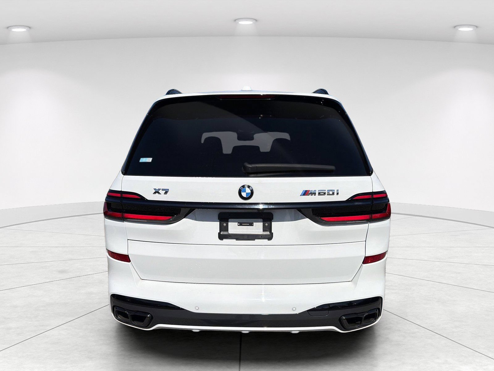 Used 2024 BMW X7 M60i w/ Executive Package AWD/4WD image 5