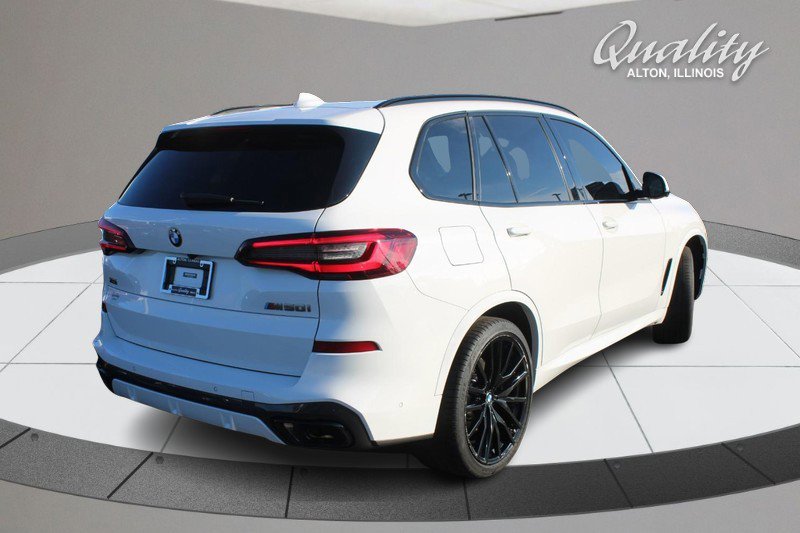 Used 2021 BMW X5 M50i w/ Executive Package image 4
