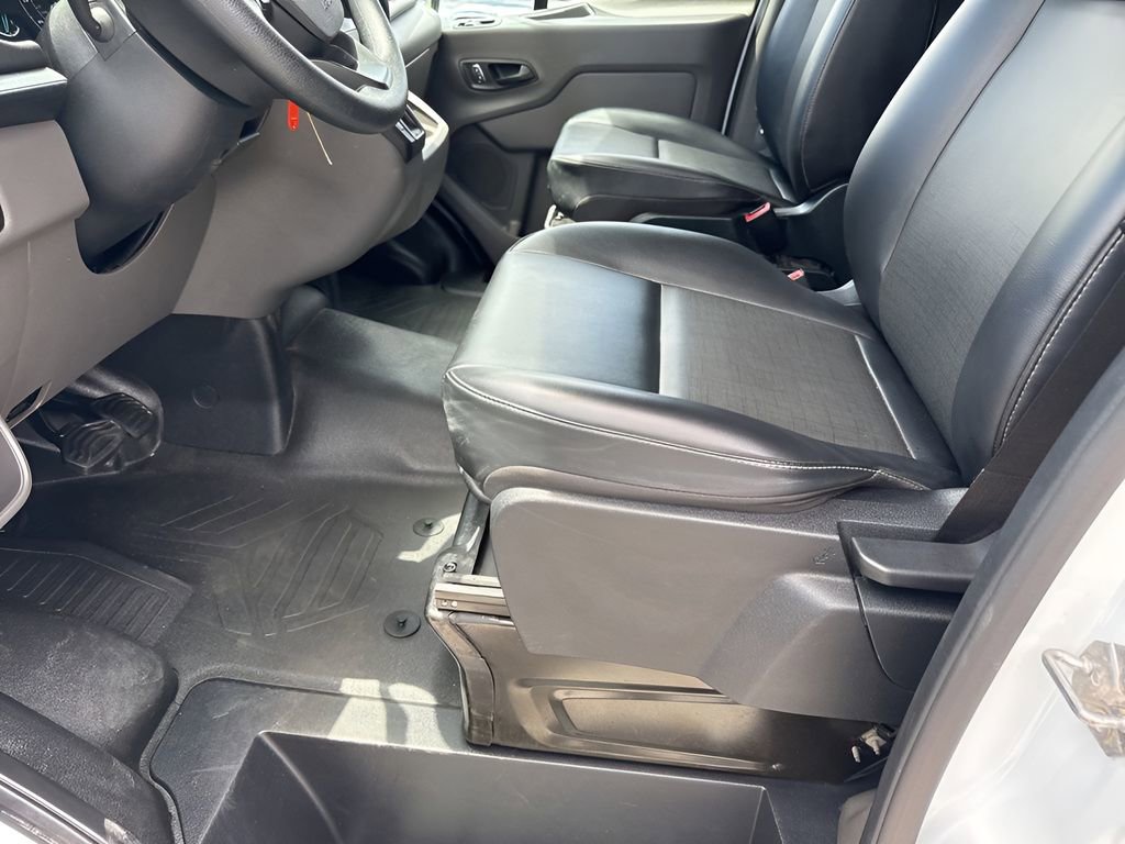 Used 2022 Ford Transit 350 XL AWD/4WD image 8