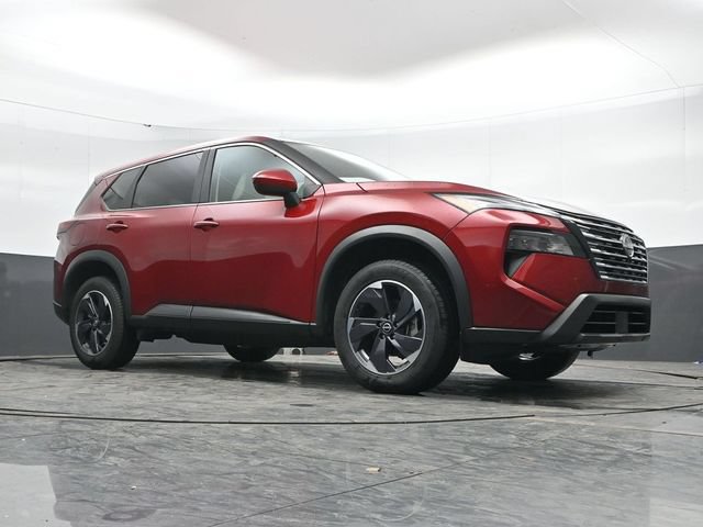 Used 2025 Nissan Rogue SV AWD/4WD image 46