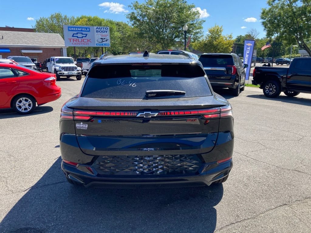 New 2025 Chevrolet Equinox EV RS w/ Convenience Package II FWD image 24