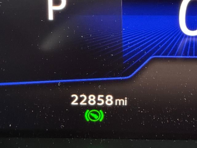 Used 2023 Volkswagen Tiguan SE w/ Panoramic Sunroof Package image 25