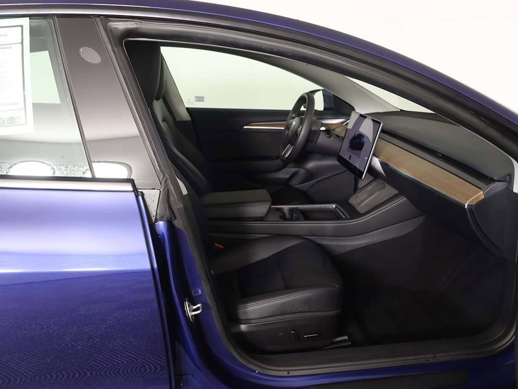 Used 2023 Tesla Model 3 Performance image 31