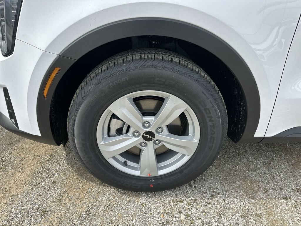 New 2026 Kia Sorento LX FWD image 10