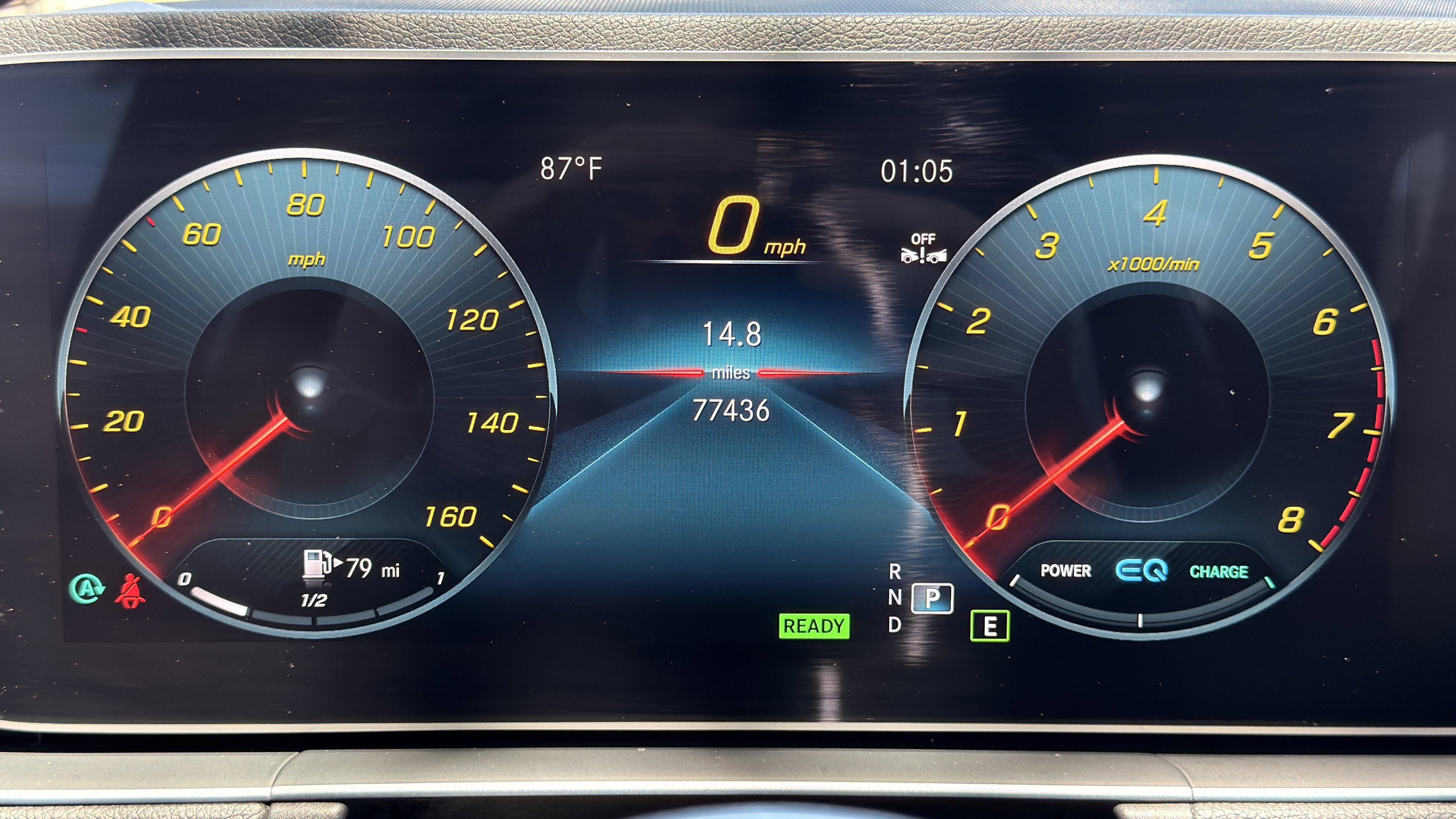 Used 2023 Mercedes-Benz GLE 450 4MATIC w/ Premium Package image 6