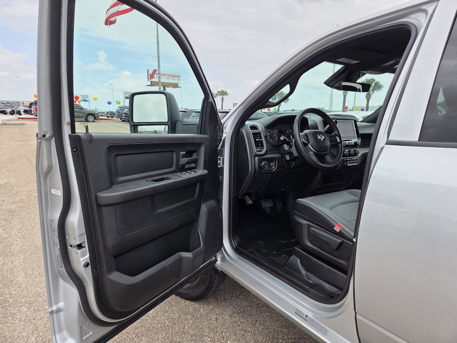 New 2026 RAM 3500 Tradesman AWD/4WD image 14