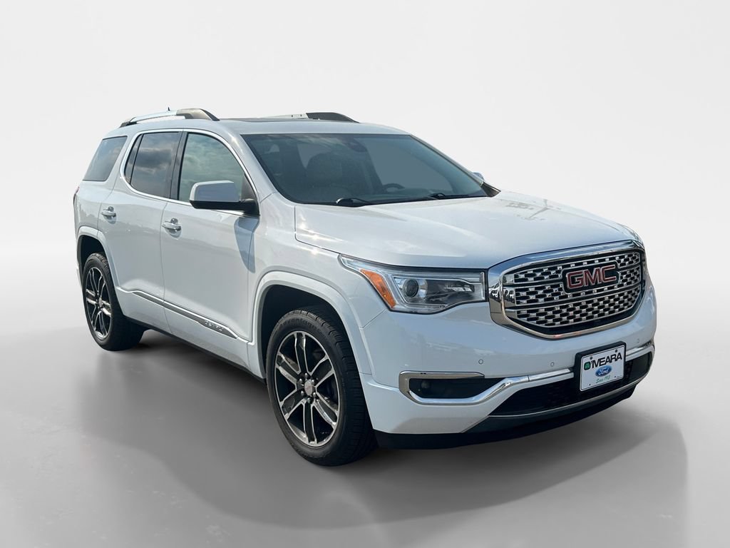 Used 2019 GMC Acadia Denali w/ Technology Package AWD/4WD image 9