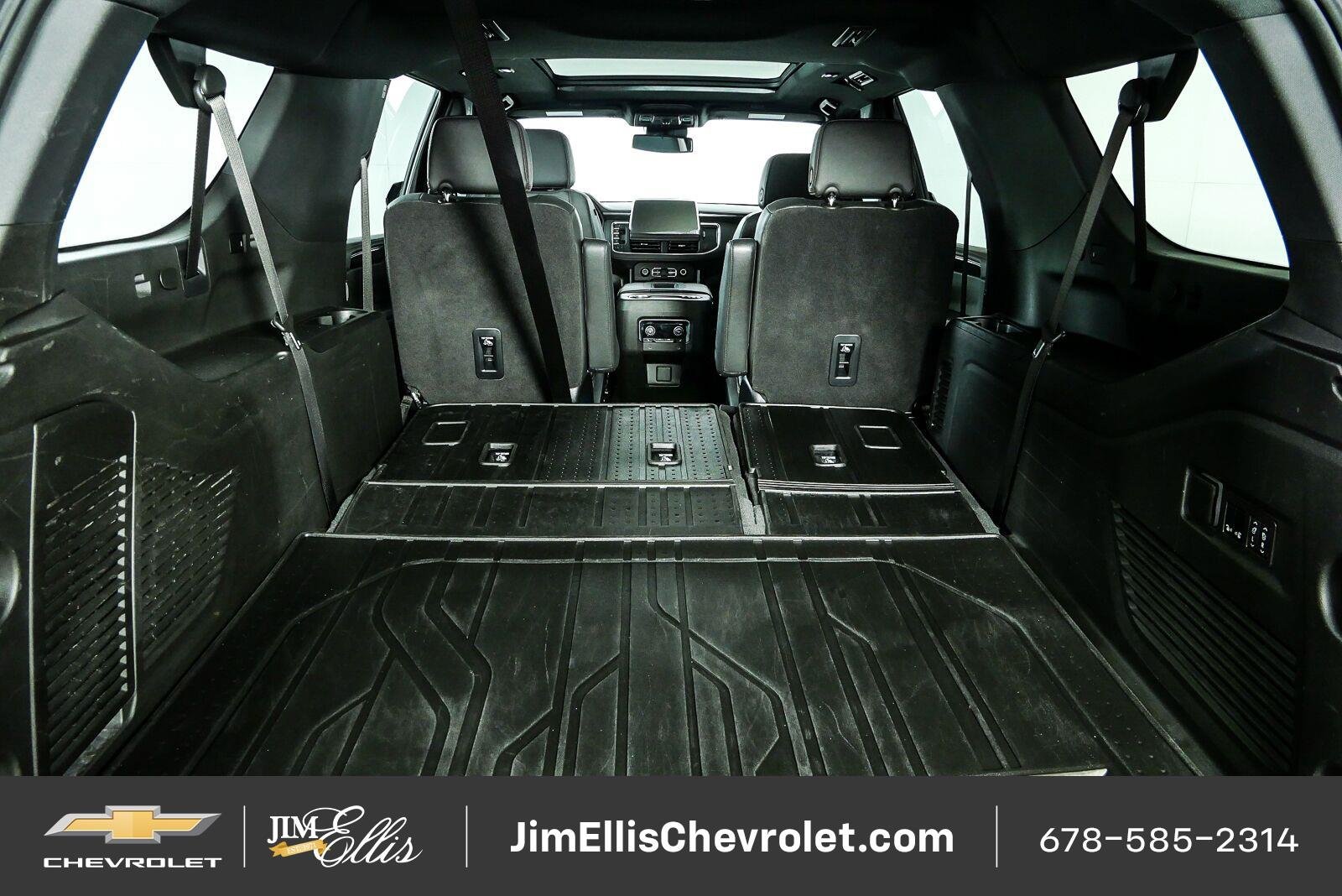 Certified 2024 Chevrolet Suburban RST w/ Luxury Package RWD image 34