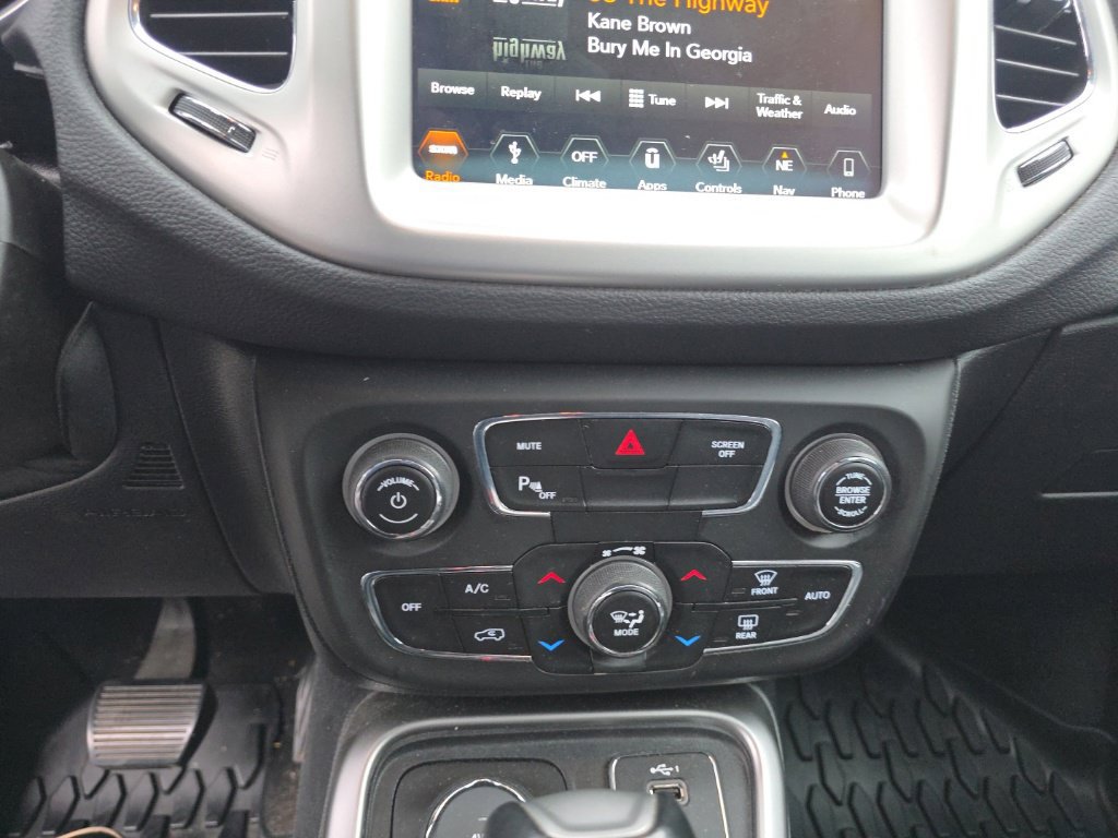 Used 2019 Jeep Compass High Altitude AWD/4WD image 19