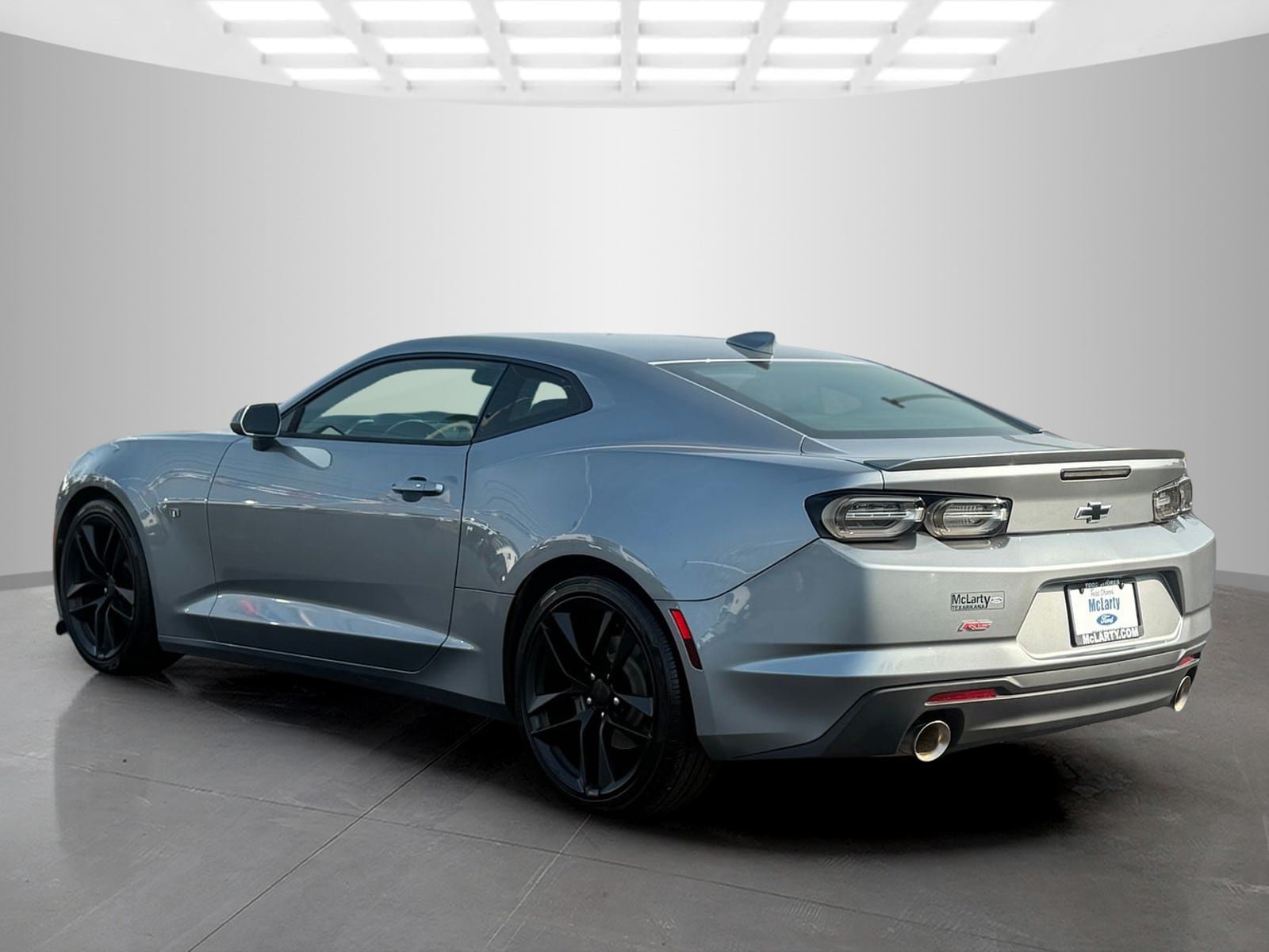 Used 2023 Chevrolet Camaro LT w/ RS Package RWD image 5