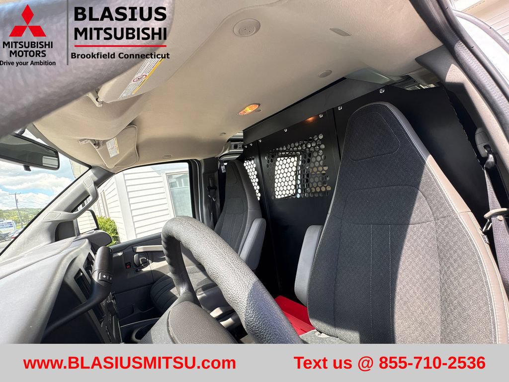 Used 2025 GMC Savana 2500 w/ Driver Convenience Package RWD image 19