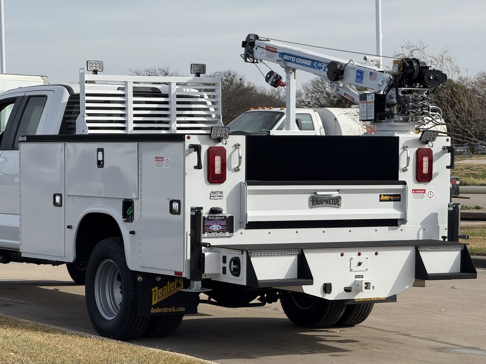 New 2025 Ford F350 XL w/ XL Chrome Package image 6