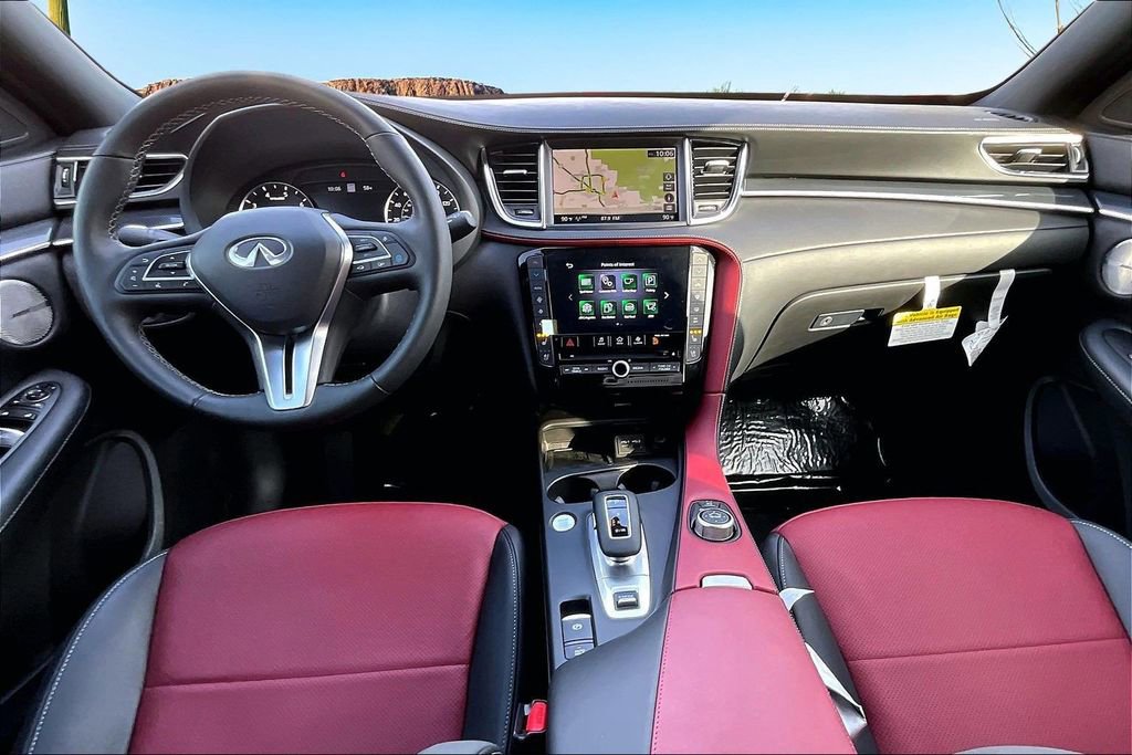 Used 2025 INFINITI QX50 Sport image 16