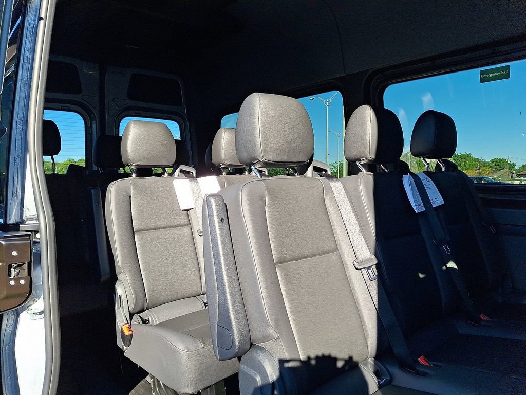 New 2025 Mercedes-Benz Sprinter 2500 image 6