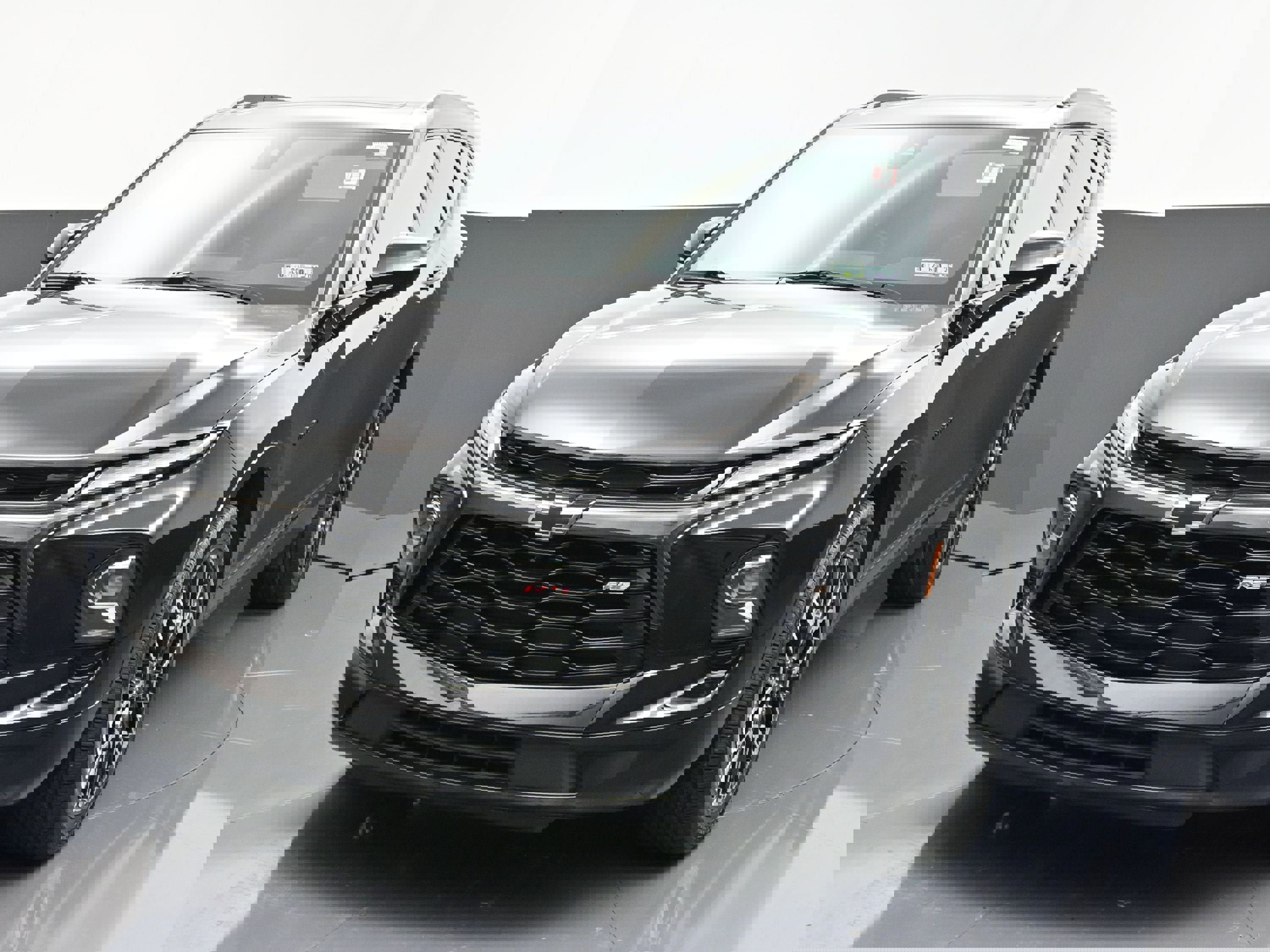 Certified 2023 Chevrolet Blazer RS w/ Driver Confidence II Package image 4