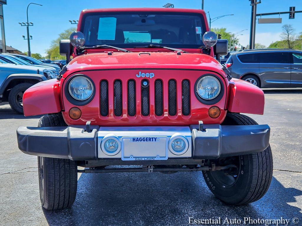 Used 2012 Jeep Wrangler Sahara w/ Connectivity Group AWD/4WD image 3