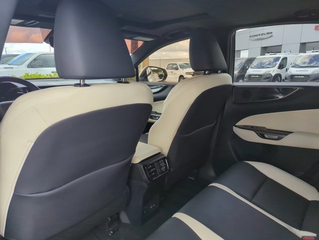 Used 2024 Lexus NX 250 FWD w/ Towing Package (2000 Lbs) image 18