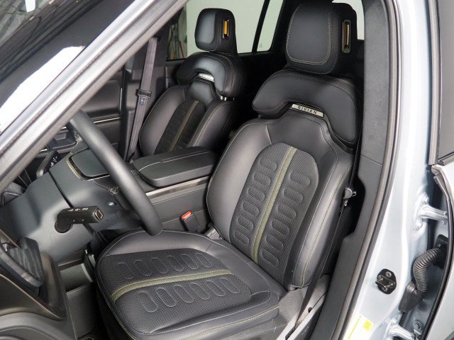 Used 2024 Rivian R1S AWD Adventure image 15