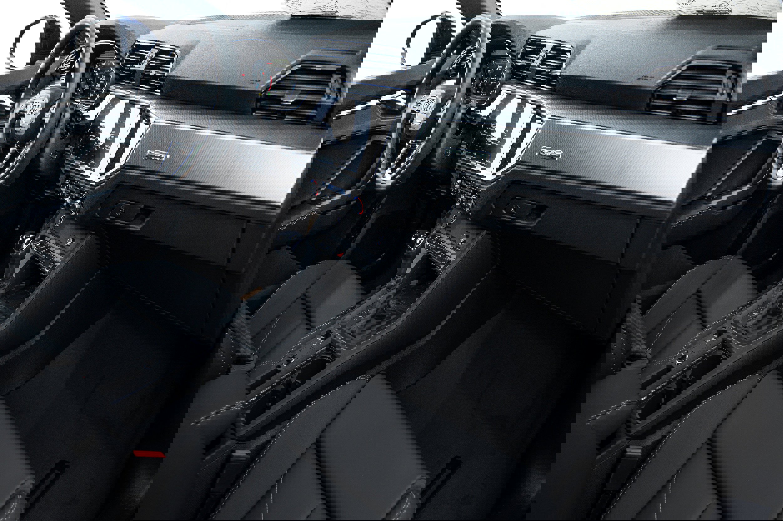 New 2025 Audi Q3 2.0T Premium image 12