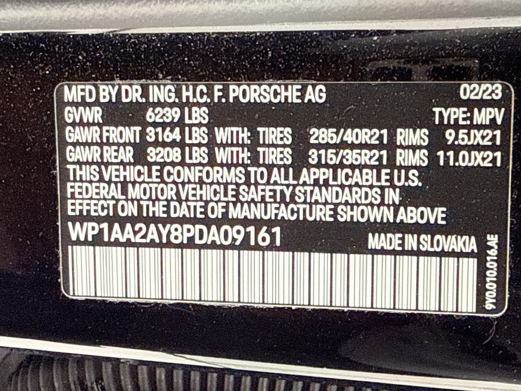 Certified 2023 Porsche Cayenne AWD/4WD image 12