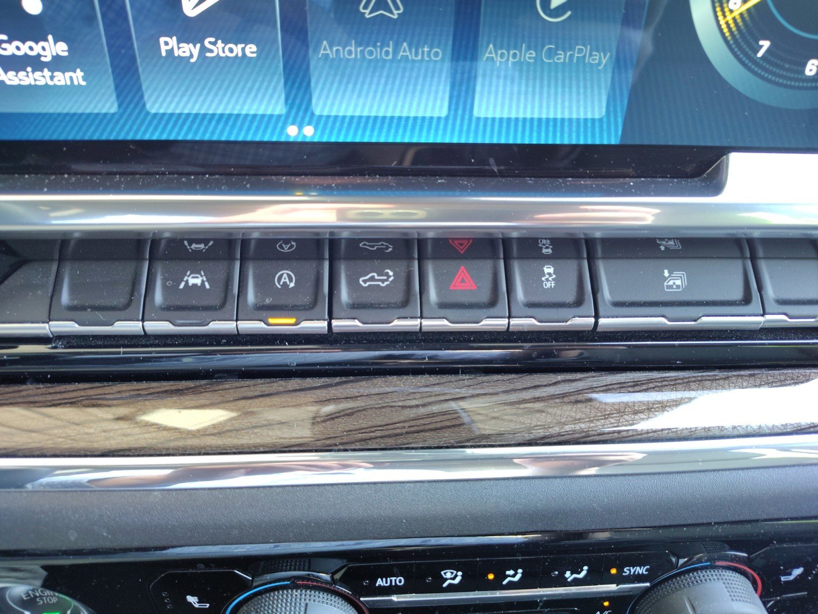 Used 2024 Chevrolet Silverado 1500 LT AWD/4WD image 22