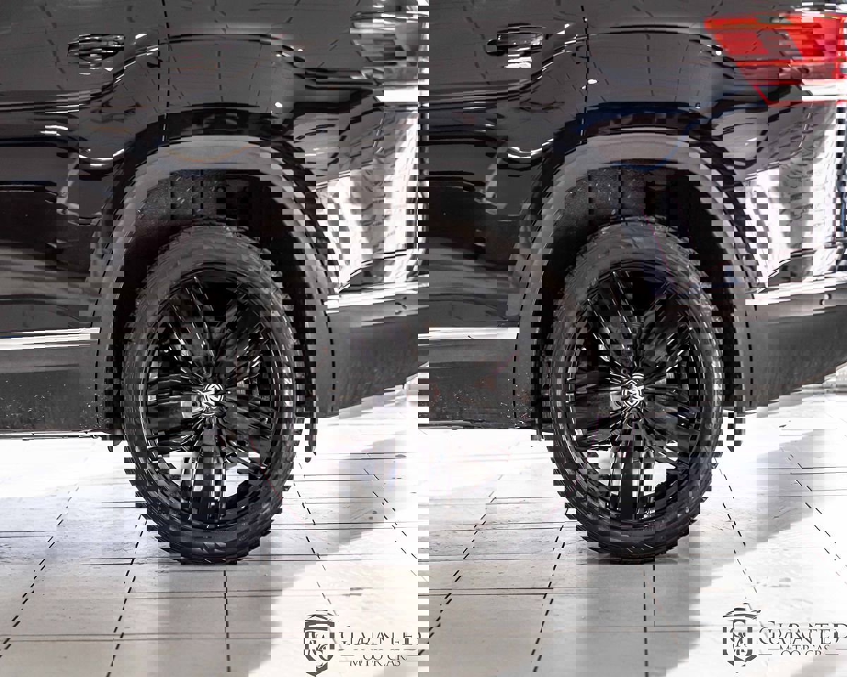 Used 2018 Volkswagen Atlas SEL Premium image 9