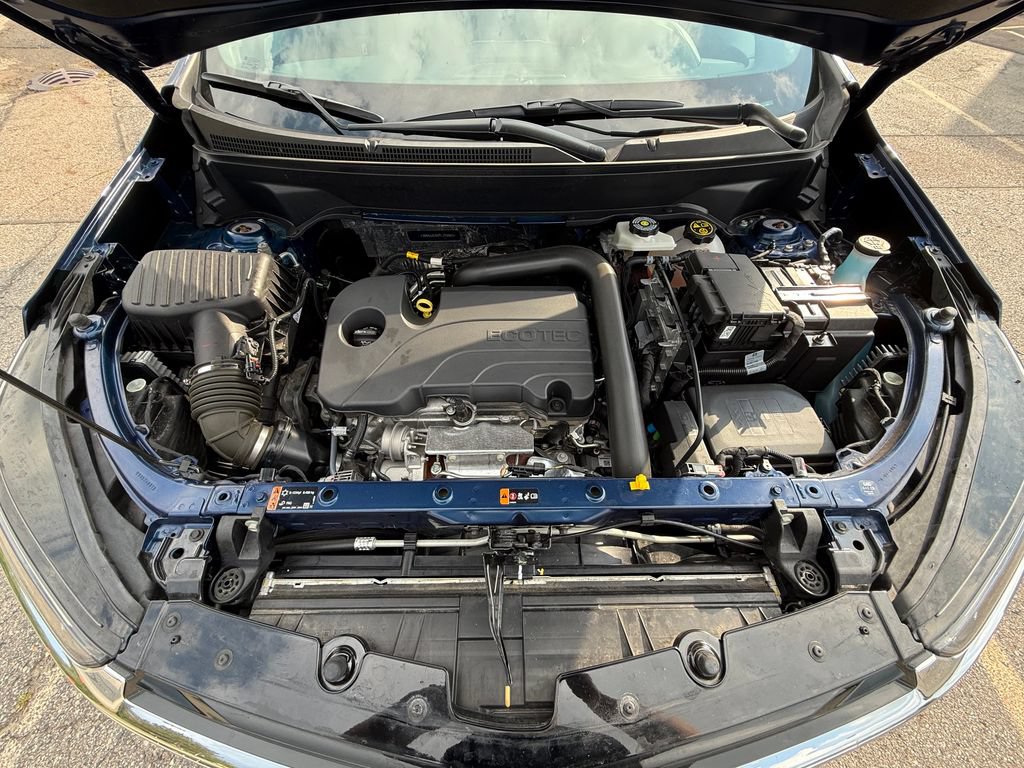 Certified 2023 Chevrolet Equinox Premier AWD/4WD image 11