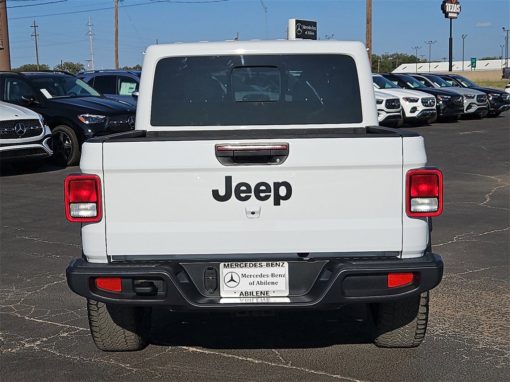 Used 2024 Jeep Gladiator Sport image 6
