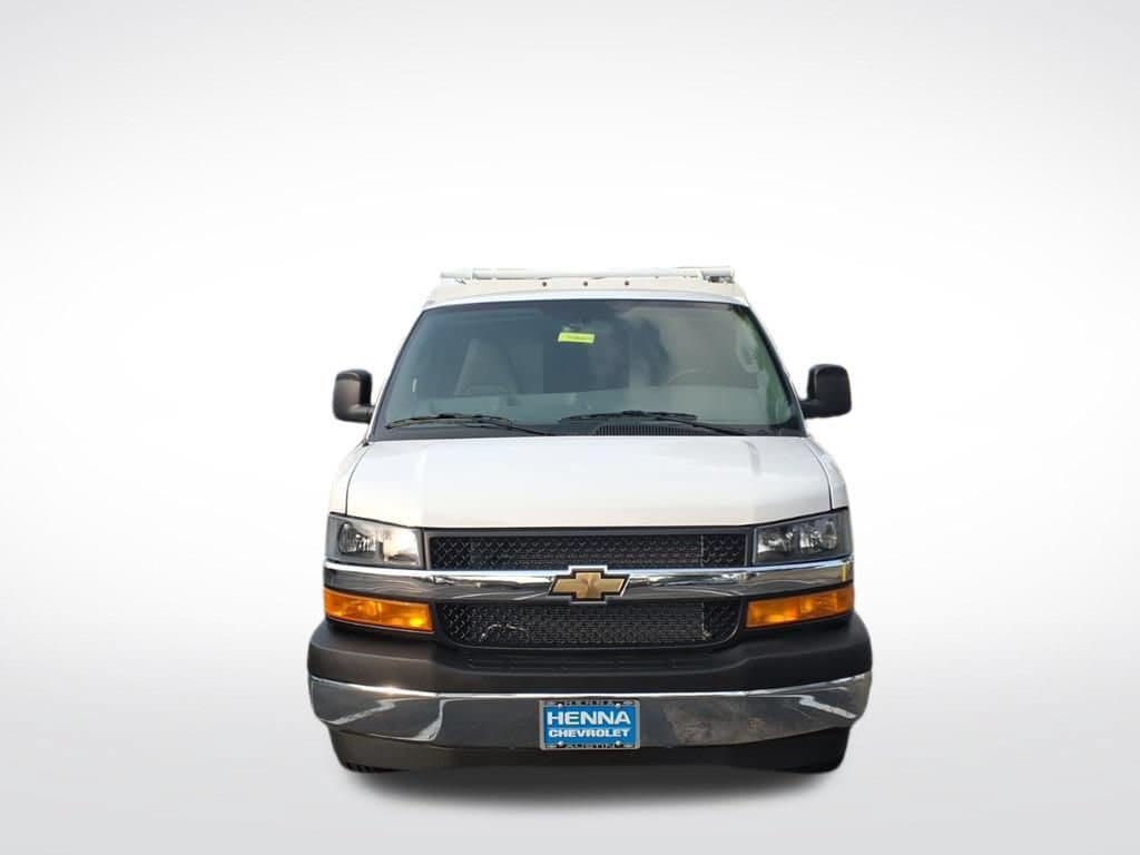 New 2026 Chevrolet Express 3500 w/ Power Convenience Package RWD image 10