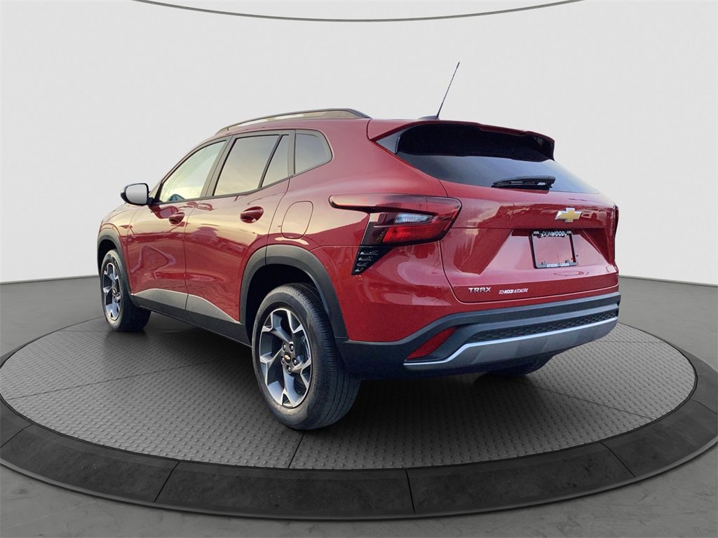 New 2026 Chevrolet Trax LT image 5