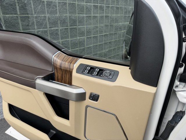 Used 2019 Ford F150 Lariat w/ Equipment Group 502A Luxury image 31