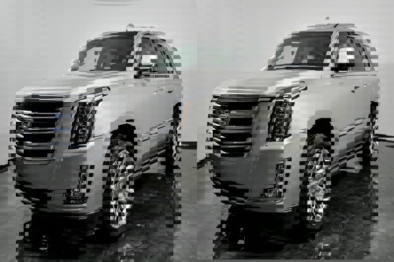 Used 2015 Cadillac Escalade Premium image 5